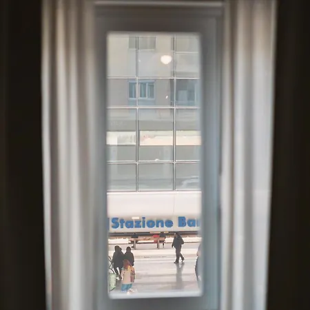 ゲストハウス Apulia バーリ