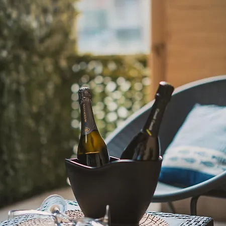 Apulia ゲストハウス 4*